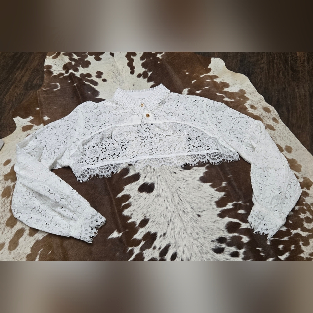 Elegant White Lace Women's Bolaro